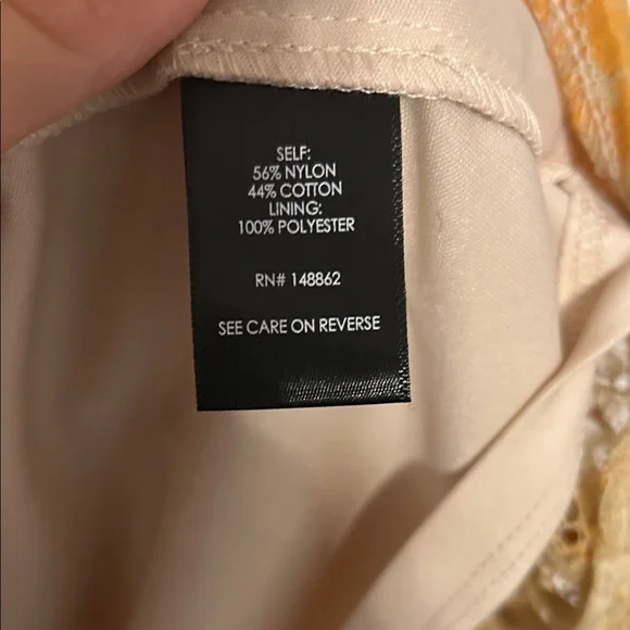 Torrid mustard Floral lace Dress 00 - Picture 4 of 4